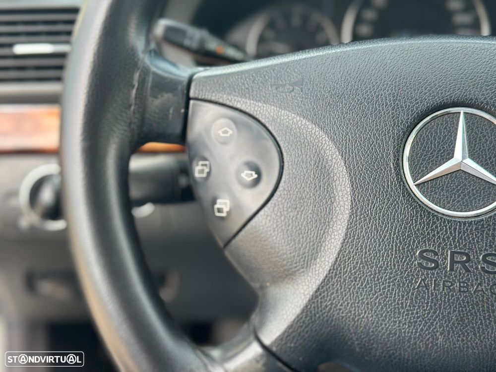 Mercedes-Benz E 270 CDi Elegance - 32
