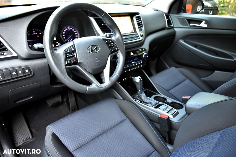 Hyundai Tucson blue 1.7 CRDi 2WD DCT Premium - 16