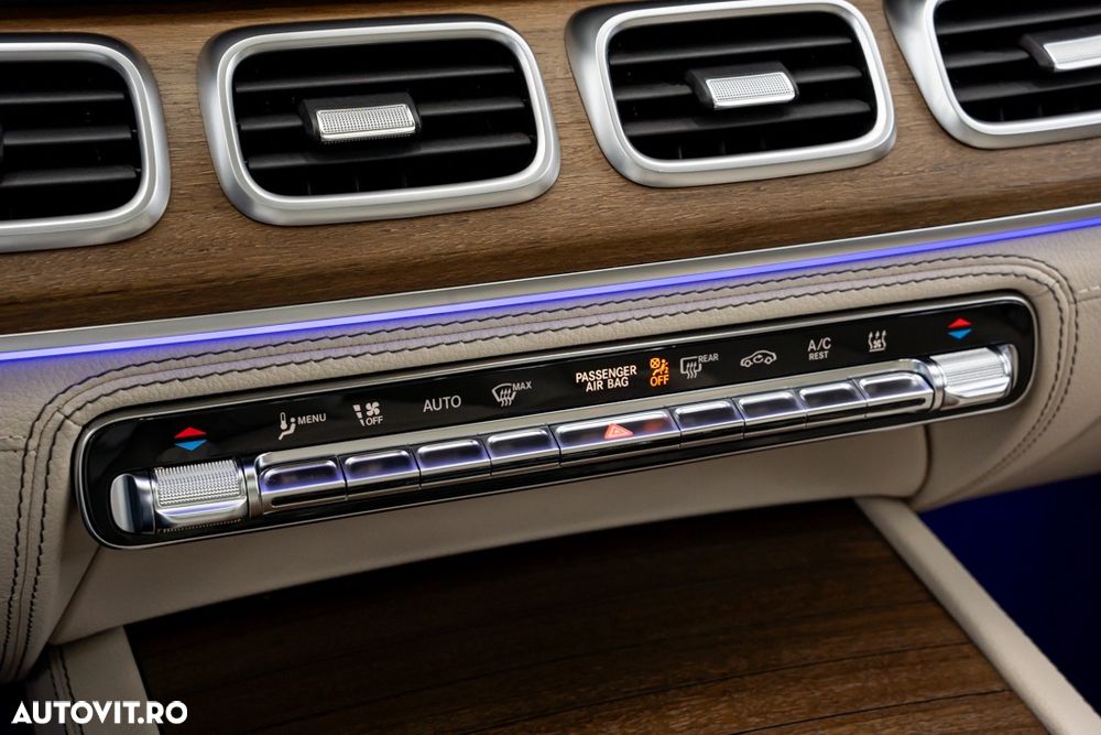 Mercedes-Benz GLS - 37