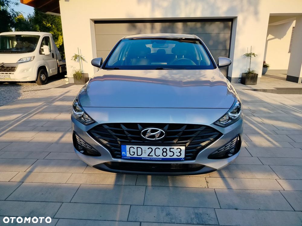 Hyundai i30 1.5 DPI Classic + - 8