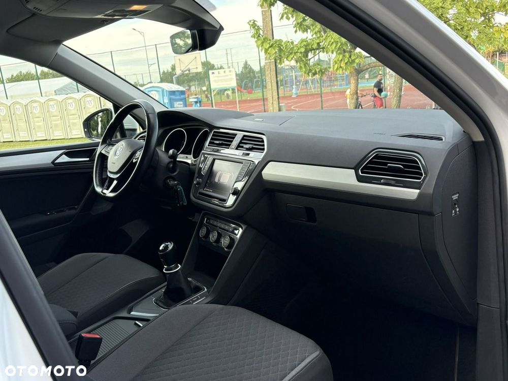 Volkswagen Tiguan 1.4 TSI BMT Comfortline - 14