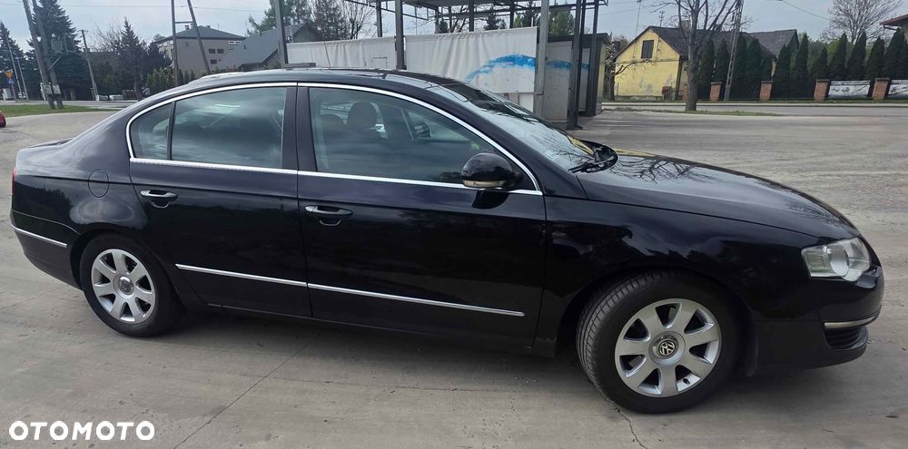 Volkswagen Passat 1.9 TDI Individual - 6