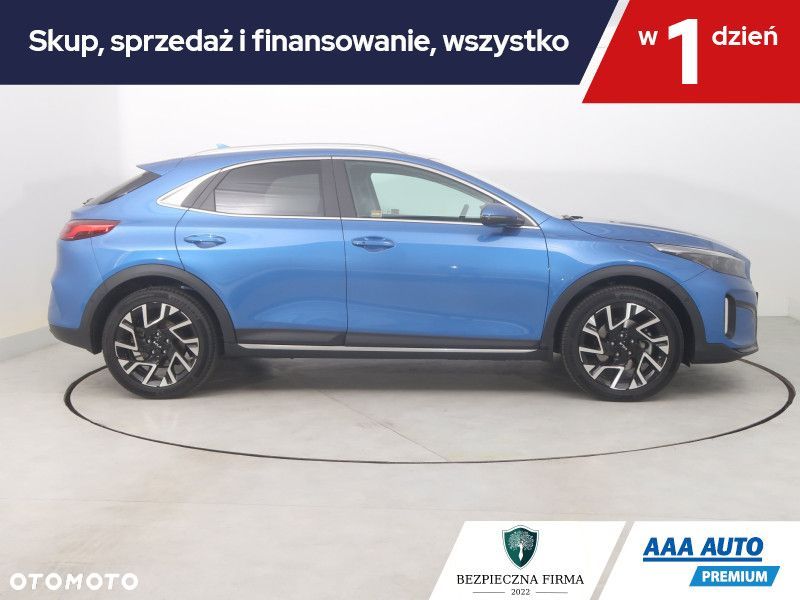 Kia XCeed - 8