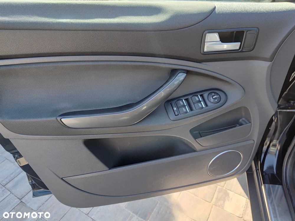 Ford Kuga 2.0 TDCi 4WD Titanium Plus - 12