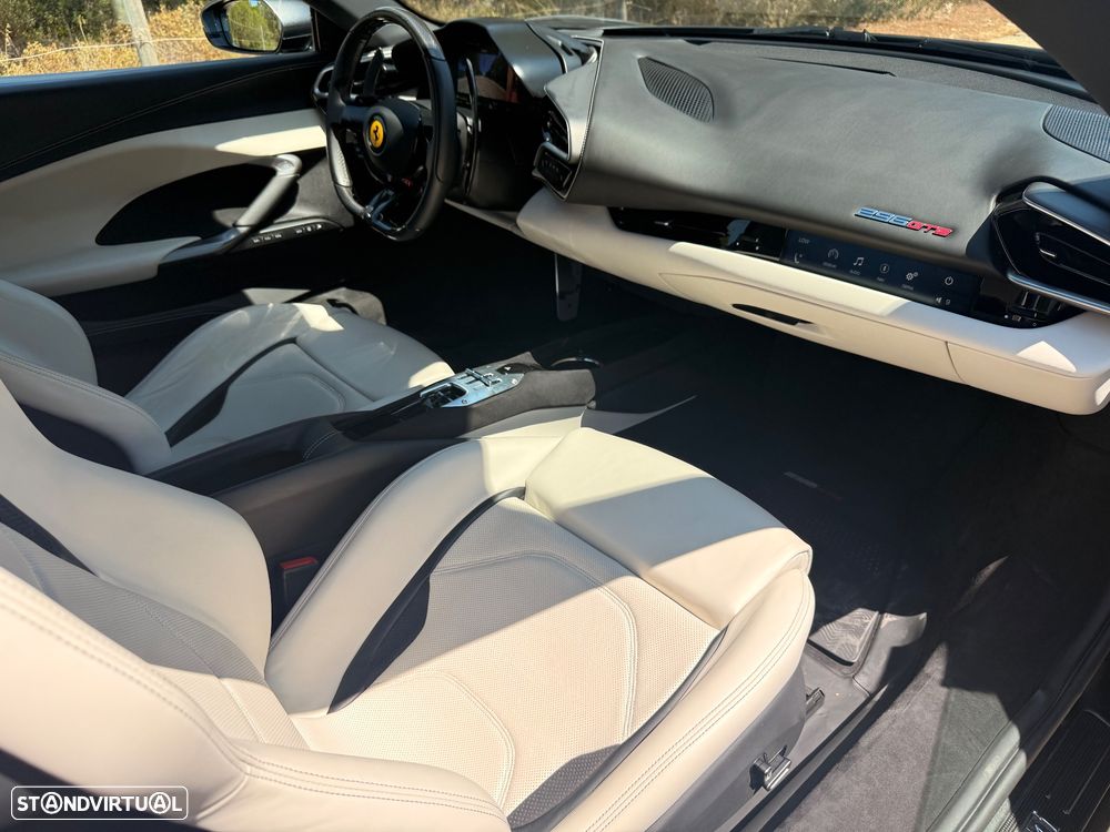 Ferrari 296 GTB Coupe - 13