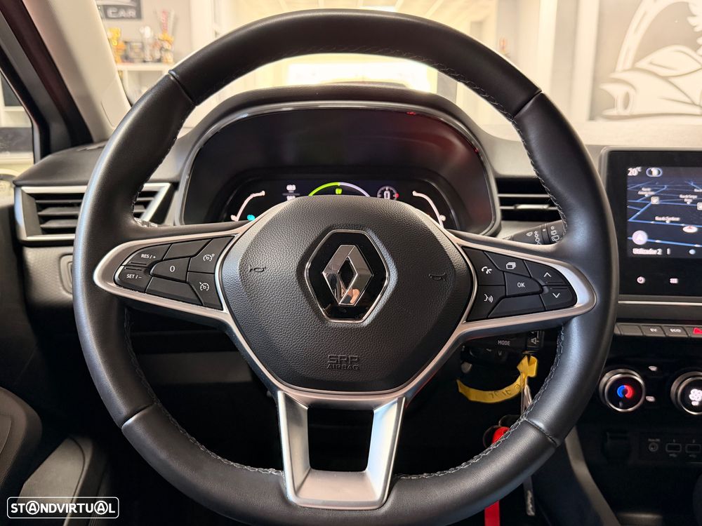Renault Clio 1.6 E-Tech Edition One - 26