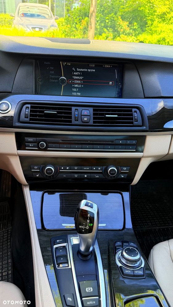 BMW Seria 5 520d - 12