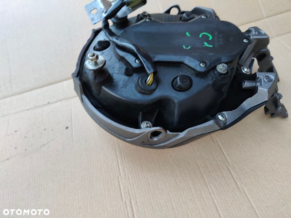 DUCATI MONSTER 696 796 Lampa Czasza Stelaż 2010 - 11
