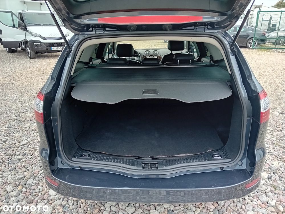 Ford Mondeo Turnier 2.0 TDCi Ambiente - 12