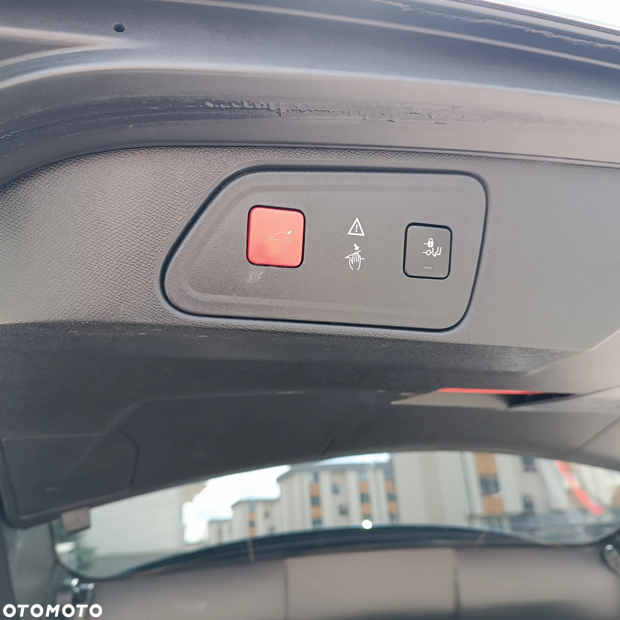 Peugeot 3008 1.2 PureTech Allure Pack S&S - 27