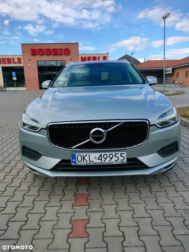 Volvo XC 60 T5 AWD Momentum - 1