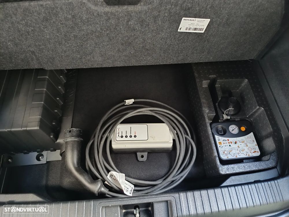 Renault Captur 1.6 E-Tech Plug-In Intens - 35