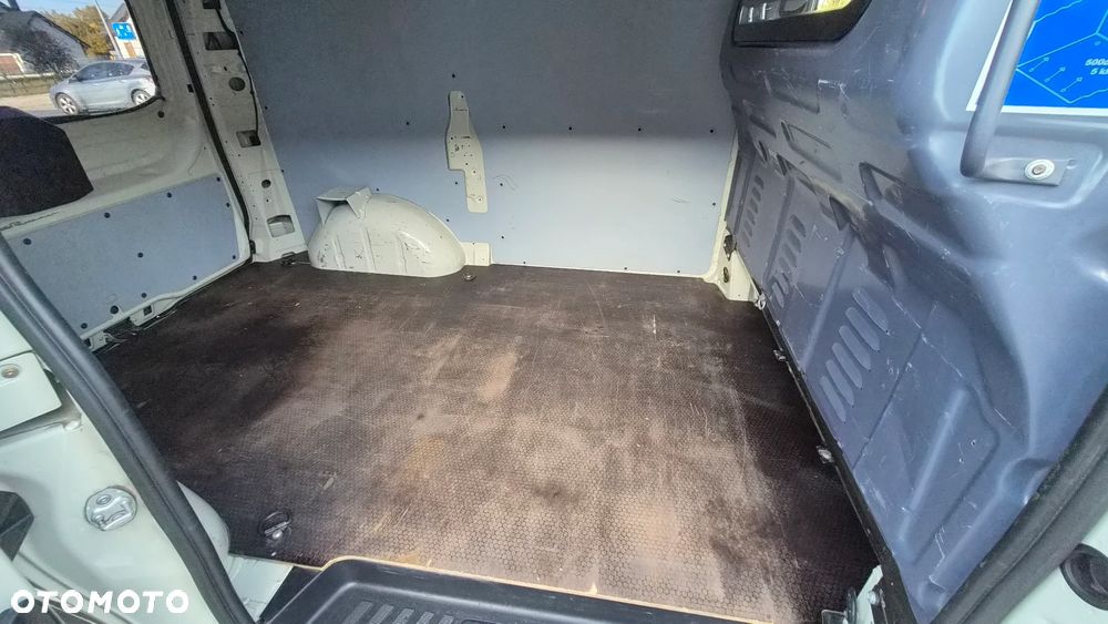 Mercedes-Benz VITO - 18