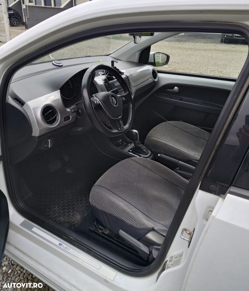Volkswagen up! - 6