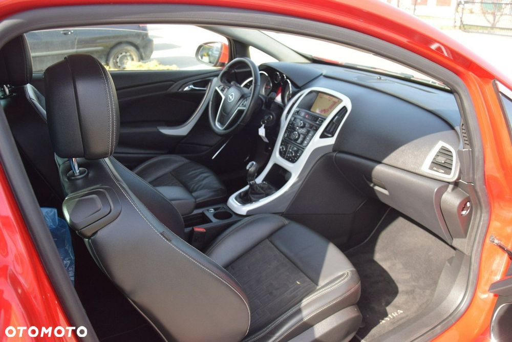 Opel Astra 1.6 Turbo Innovation - 31