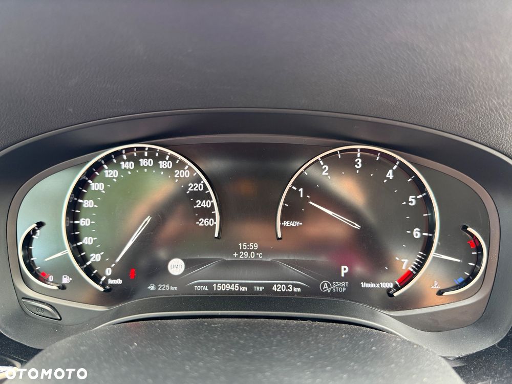 BMW Seria 5 520i - 10