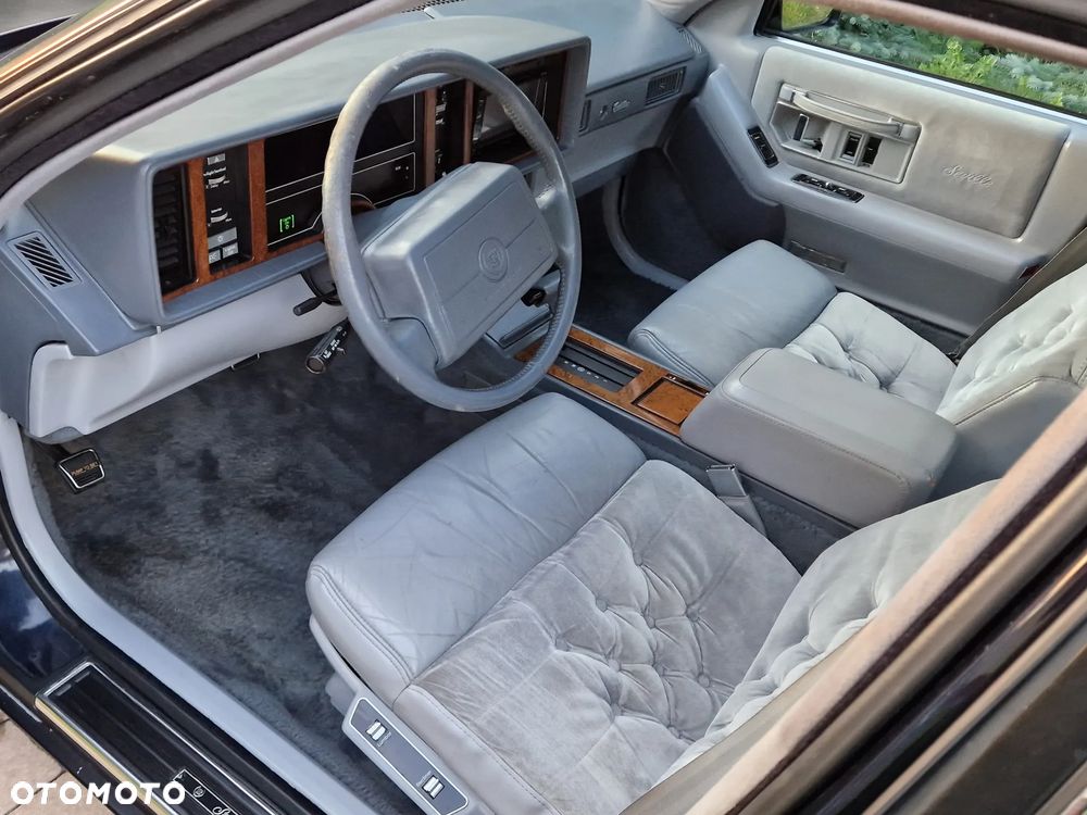 Cadillac Seville 4.9 STS - 24