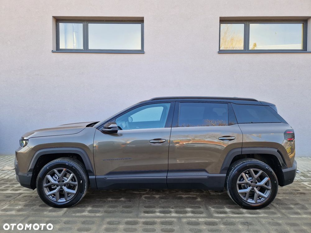 Jeep Compass 1.2 T3 mHEV First Edition FWD DCT - 32