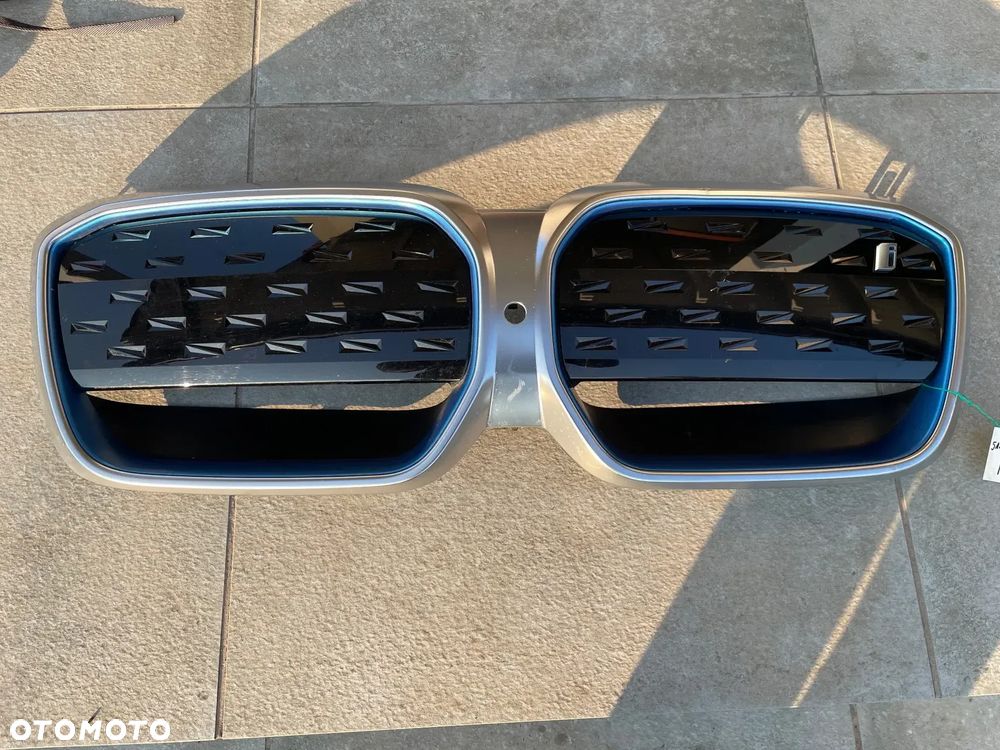 Grill BMW 51119881798 IX-3 - 1