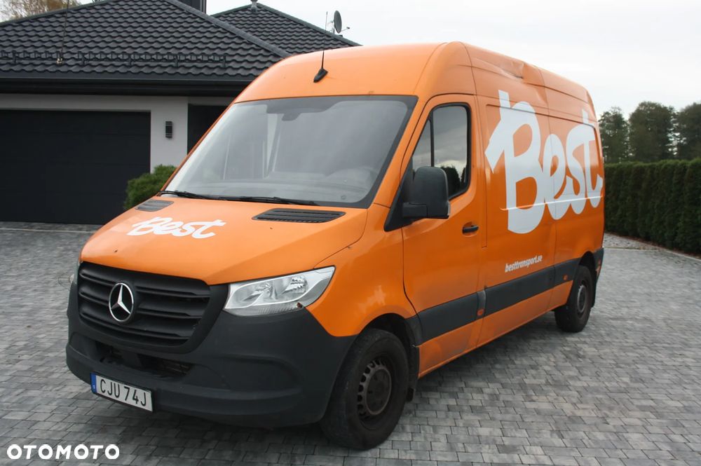 Mercedes-Benz Sprinter