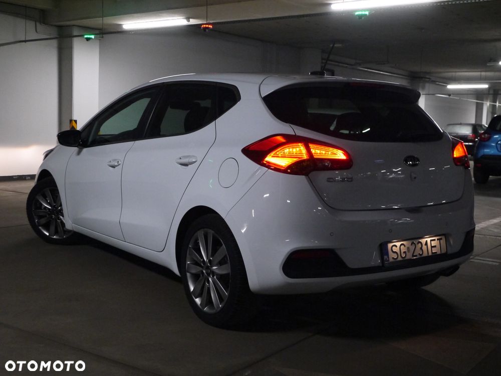 Kia Ceed 1.6 GDI Spirit - 35