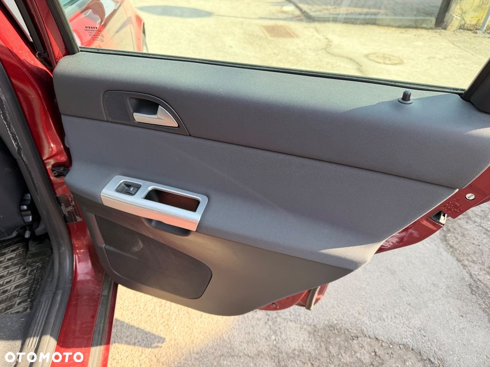 Volvo V50 DPF D2 Momentum - 16