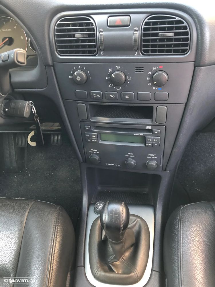 Volvo V40 - 8