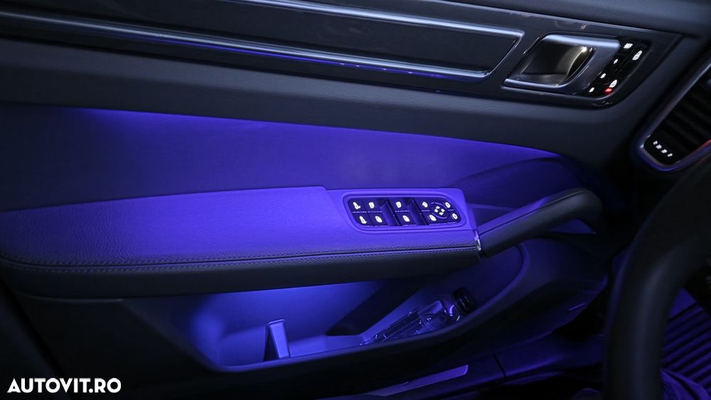 Porsche Cayenne - 10