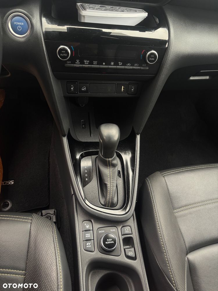 Toyota Yaris Cross Hybrid 1.5 Adventure - 12