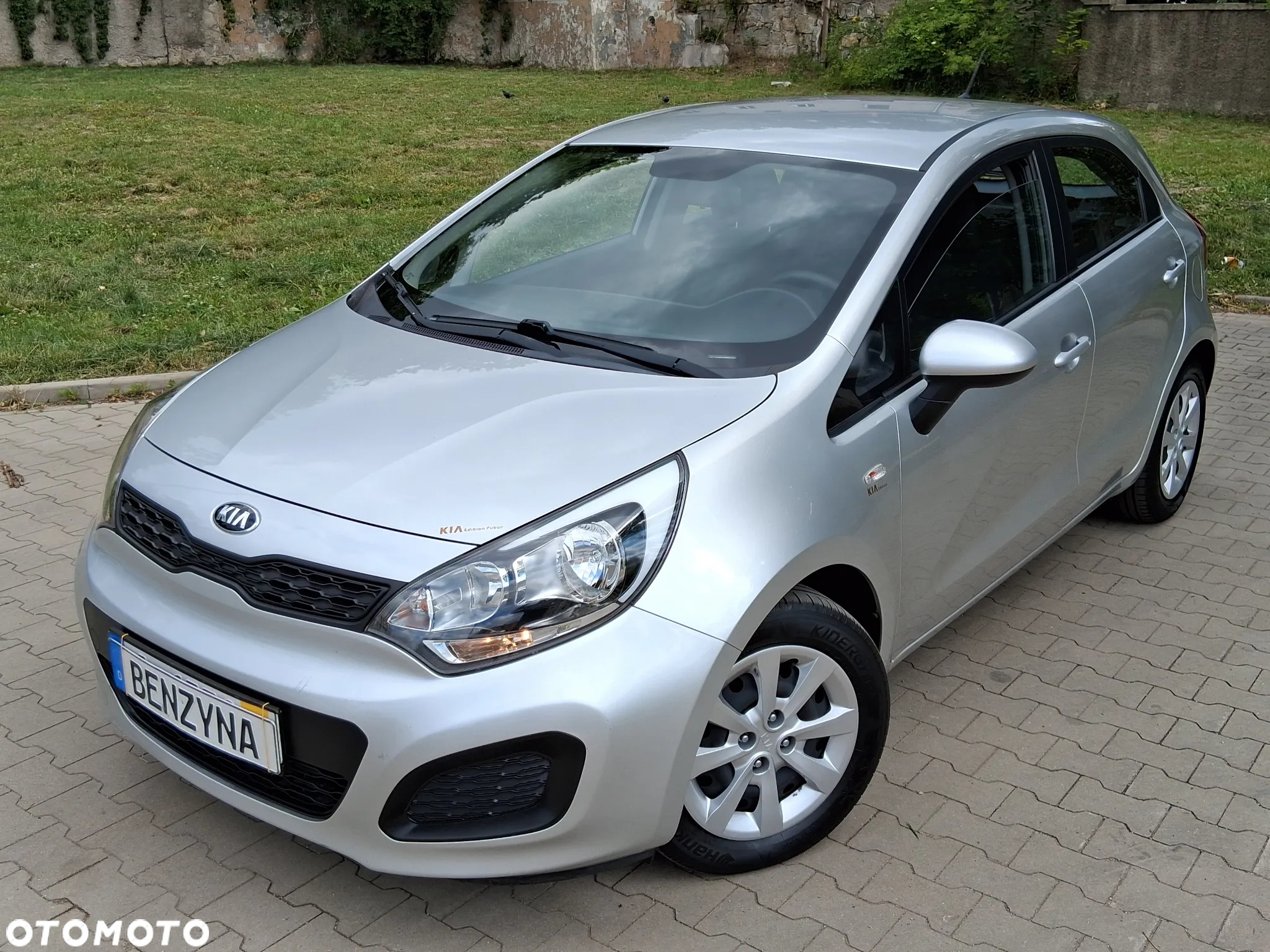 Kia Rio - 31