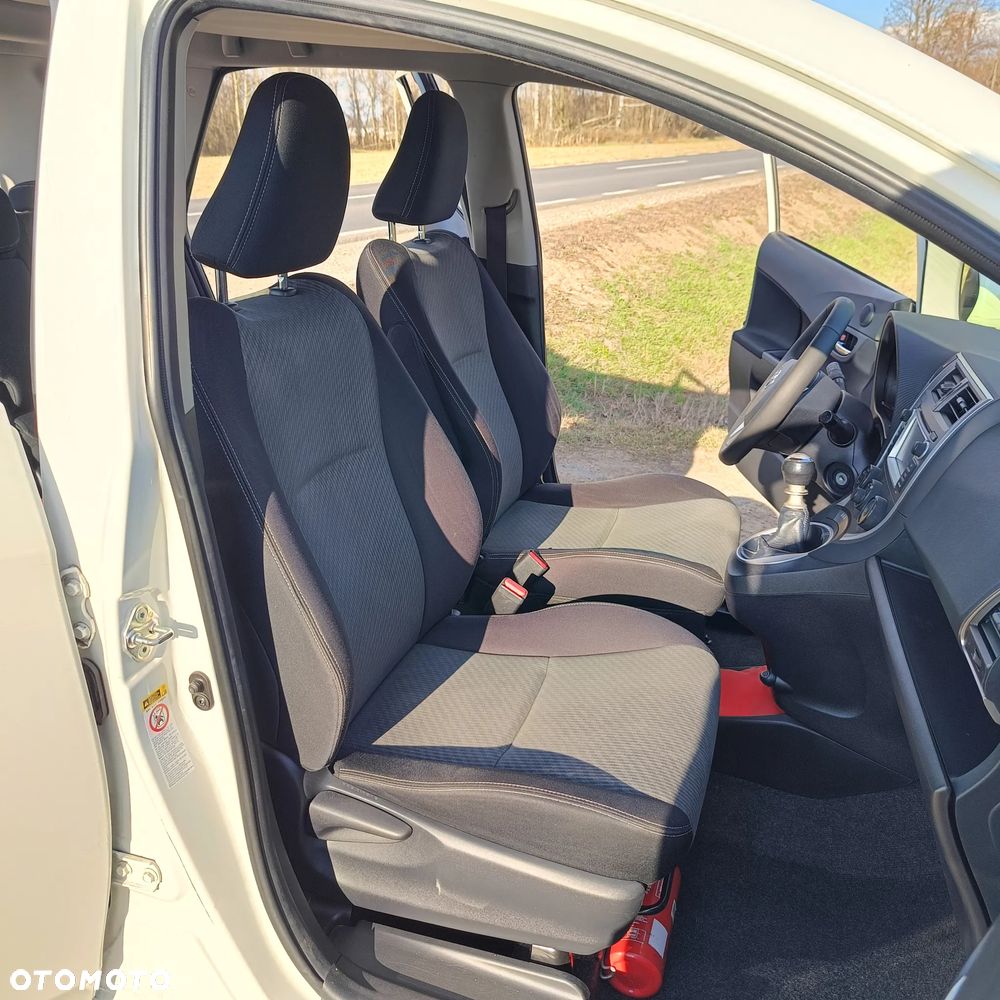 Toyota Verso S 1.4 D-4D Cool - 20