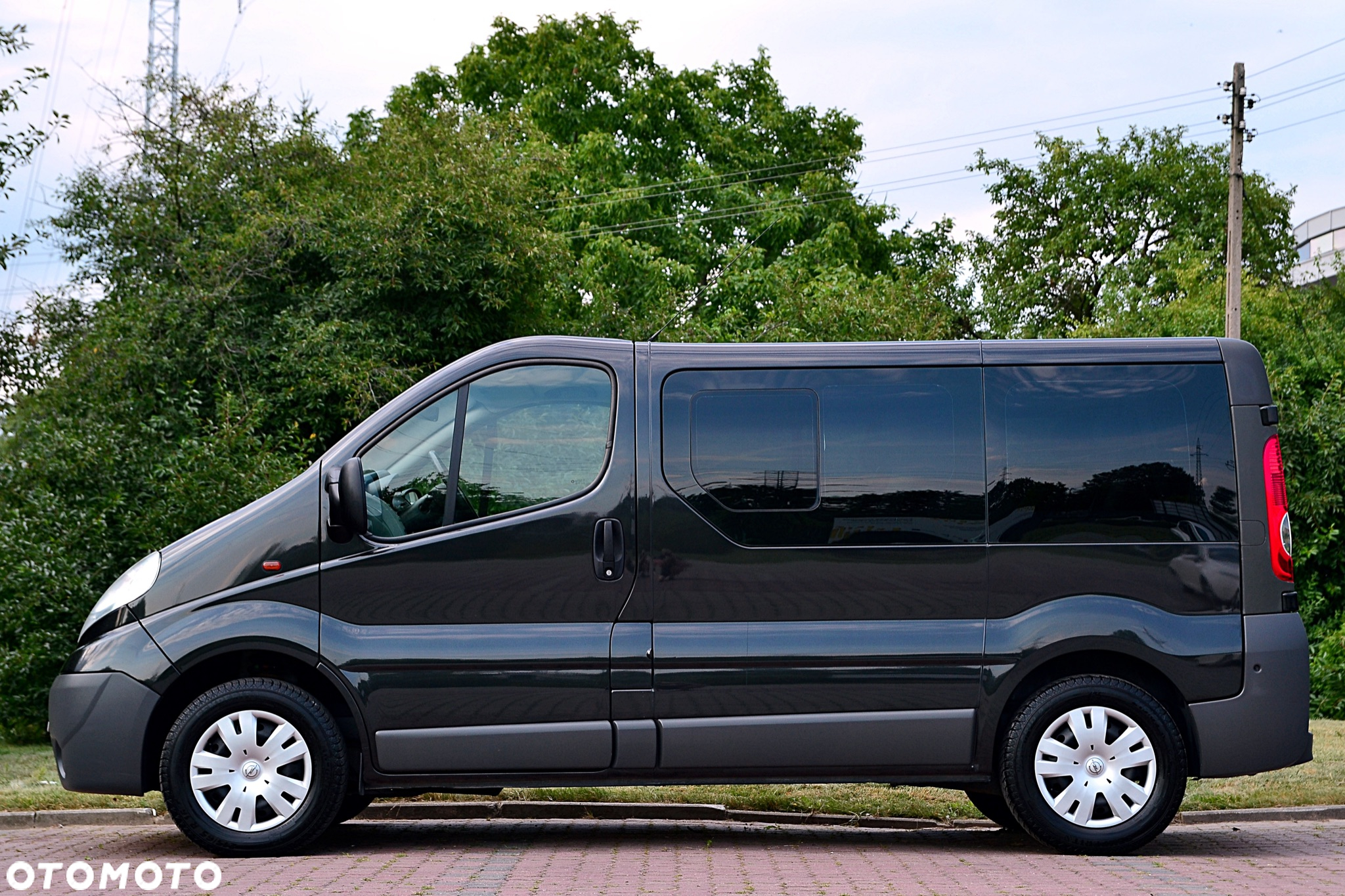 Opel Vivaro - 8