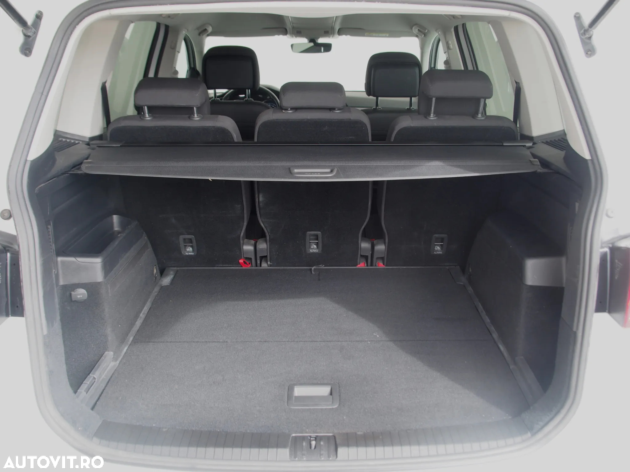 Volkswagen Touran 2.0 TDI Comfortline - 5