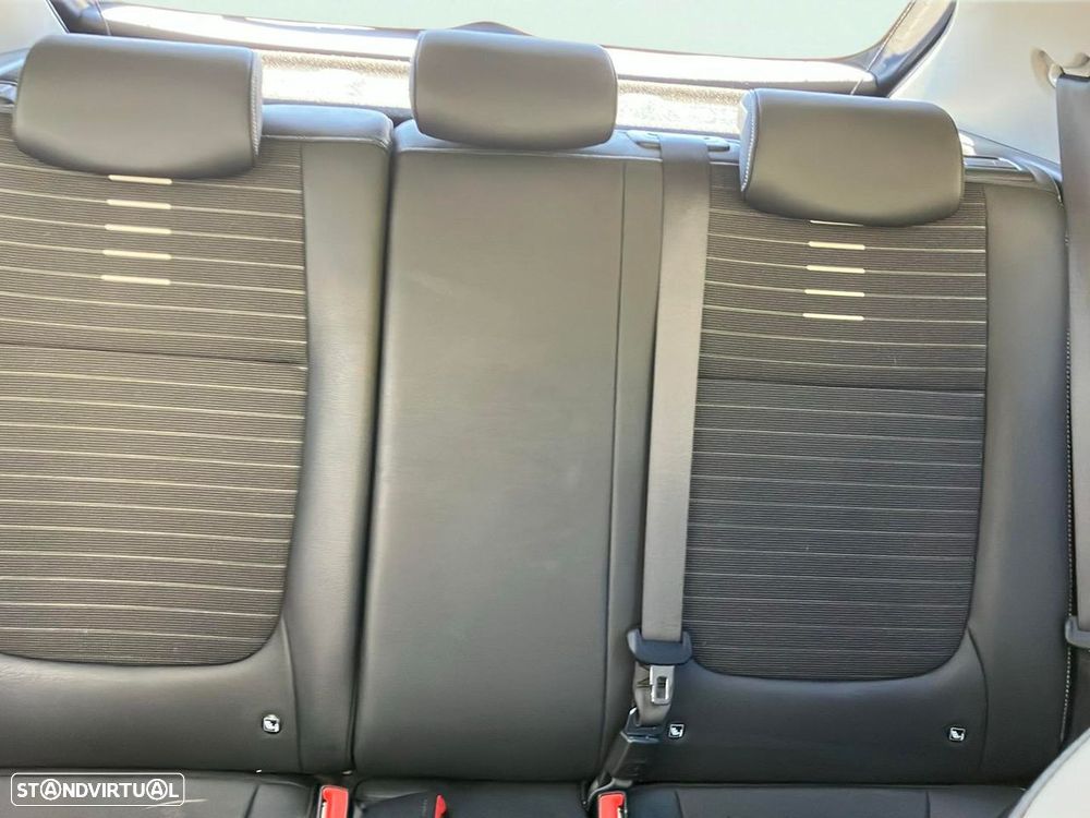 Kia Stonic - 18