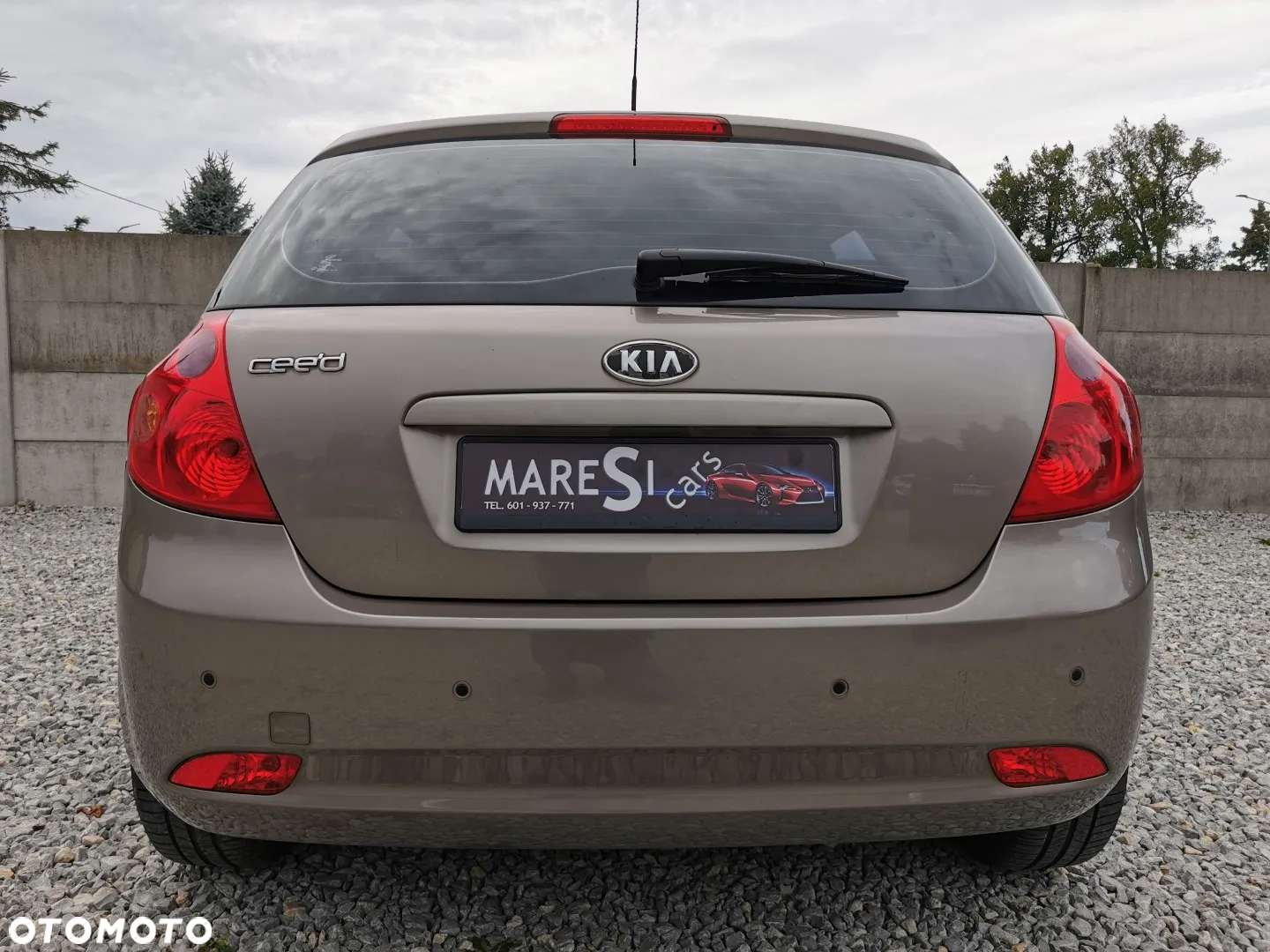 Kia Ceed - 30