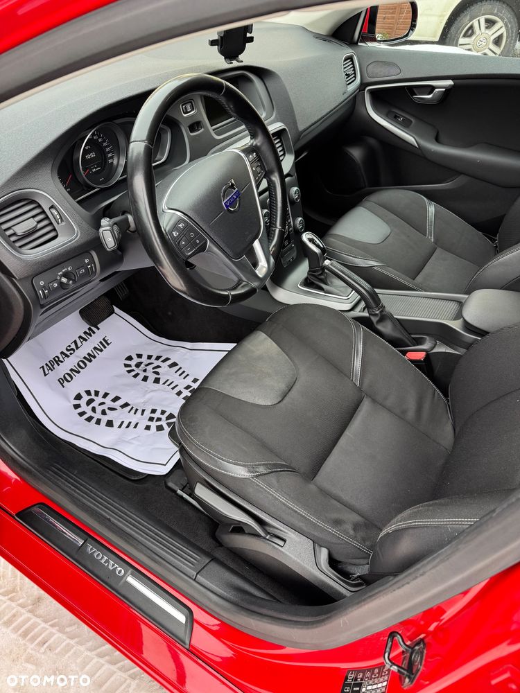 Volvo V40 D2 Powershift Momentum - 4