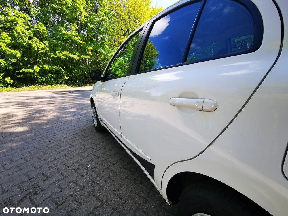 Nissan Micra 1.2 30 Jahre Edition - 25