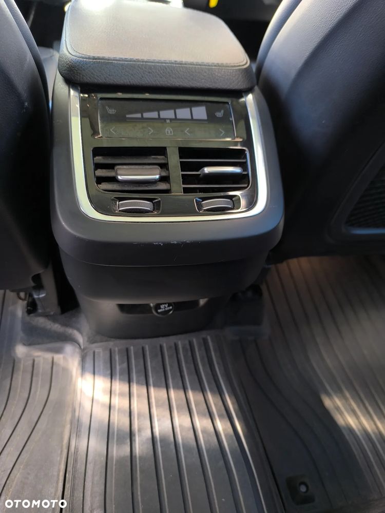 Volvo XC 90 T5 AWD Momentum 7os - 18