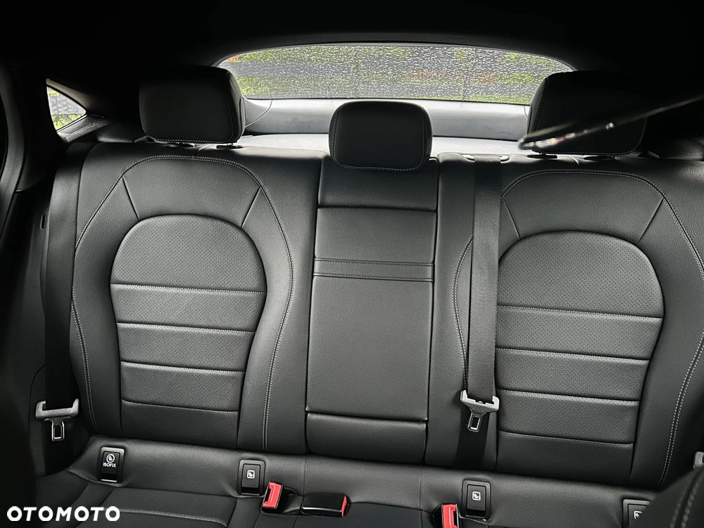 Mercedes-Benz GLC 200 - 14