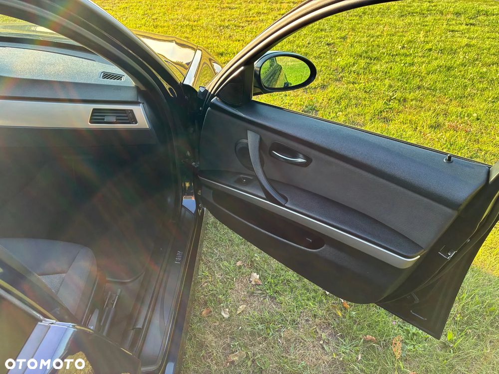 BMW Seria 3 320i - 6