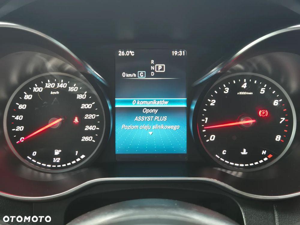 Mercedes-Benz GLC 300 4Matic 9G-TRONIC AMG Line Plus - 20