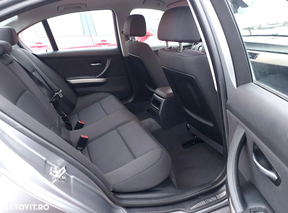 BMW Seria 3 - 17