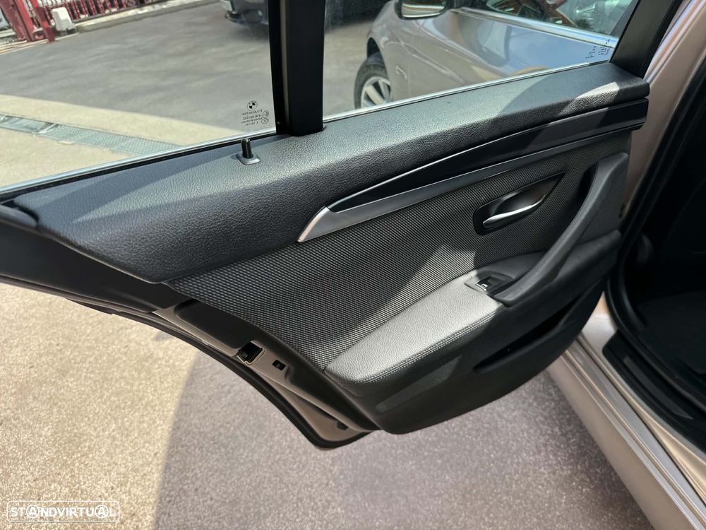 BMW 518 d Auto - 13