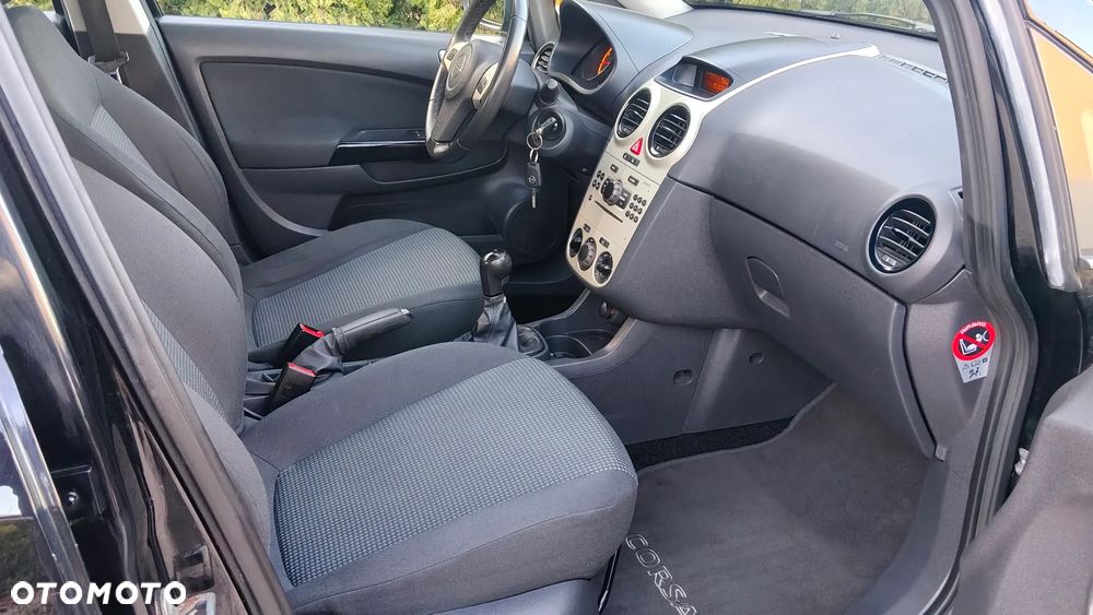 Opel Corsa 1.2 16V Innovation - 18