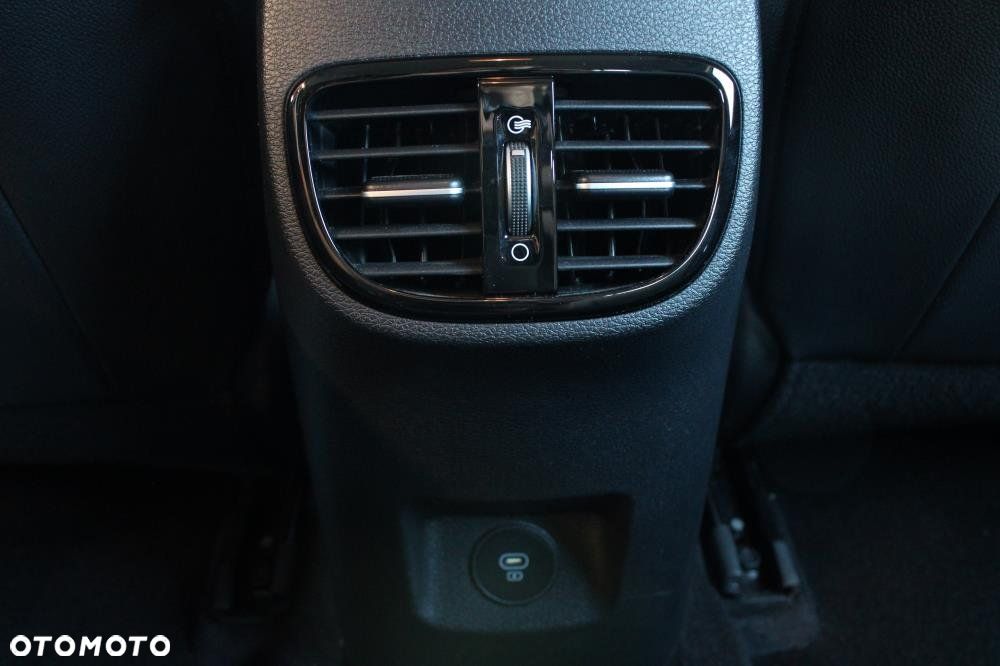 Kia XCeed - 29