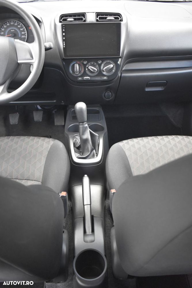 Mitsubishi Space Star - 27