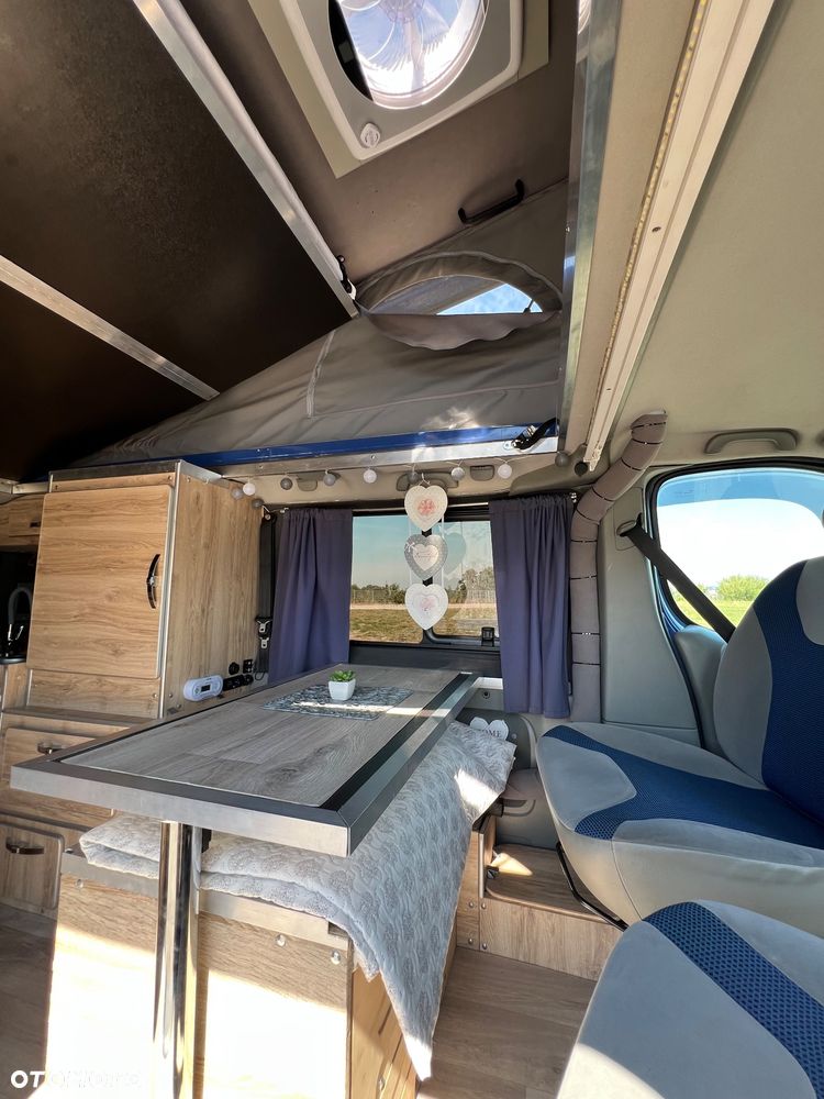 Renault Trafic - 18