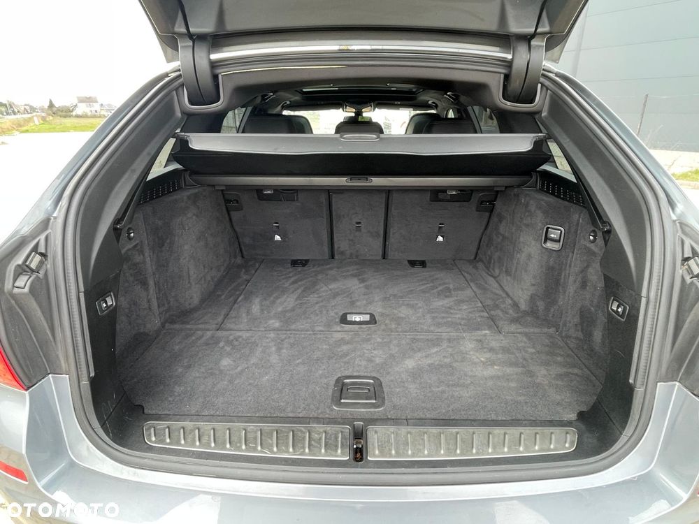 BMW Seria 5 520d xDrive Luxury Line - 22