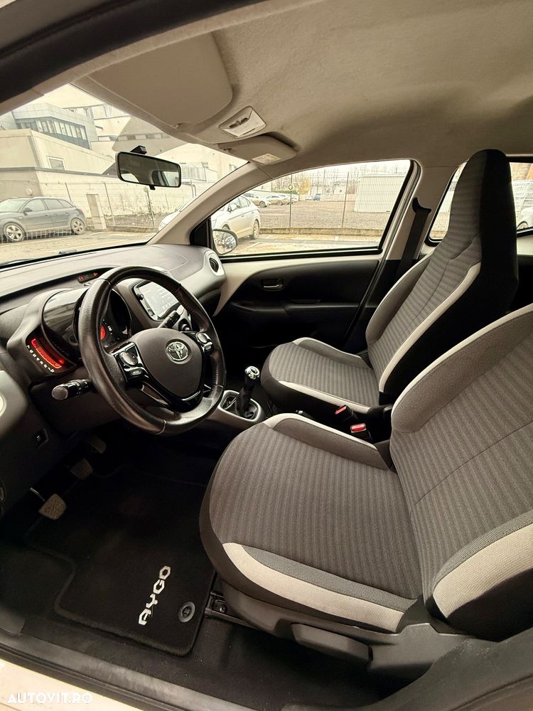 Toyota Aygo - 10