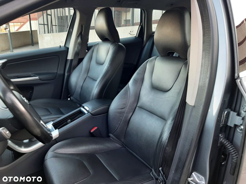 Volvo XC 60 D4 Geartronic Ocean Race - 18